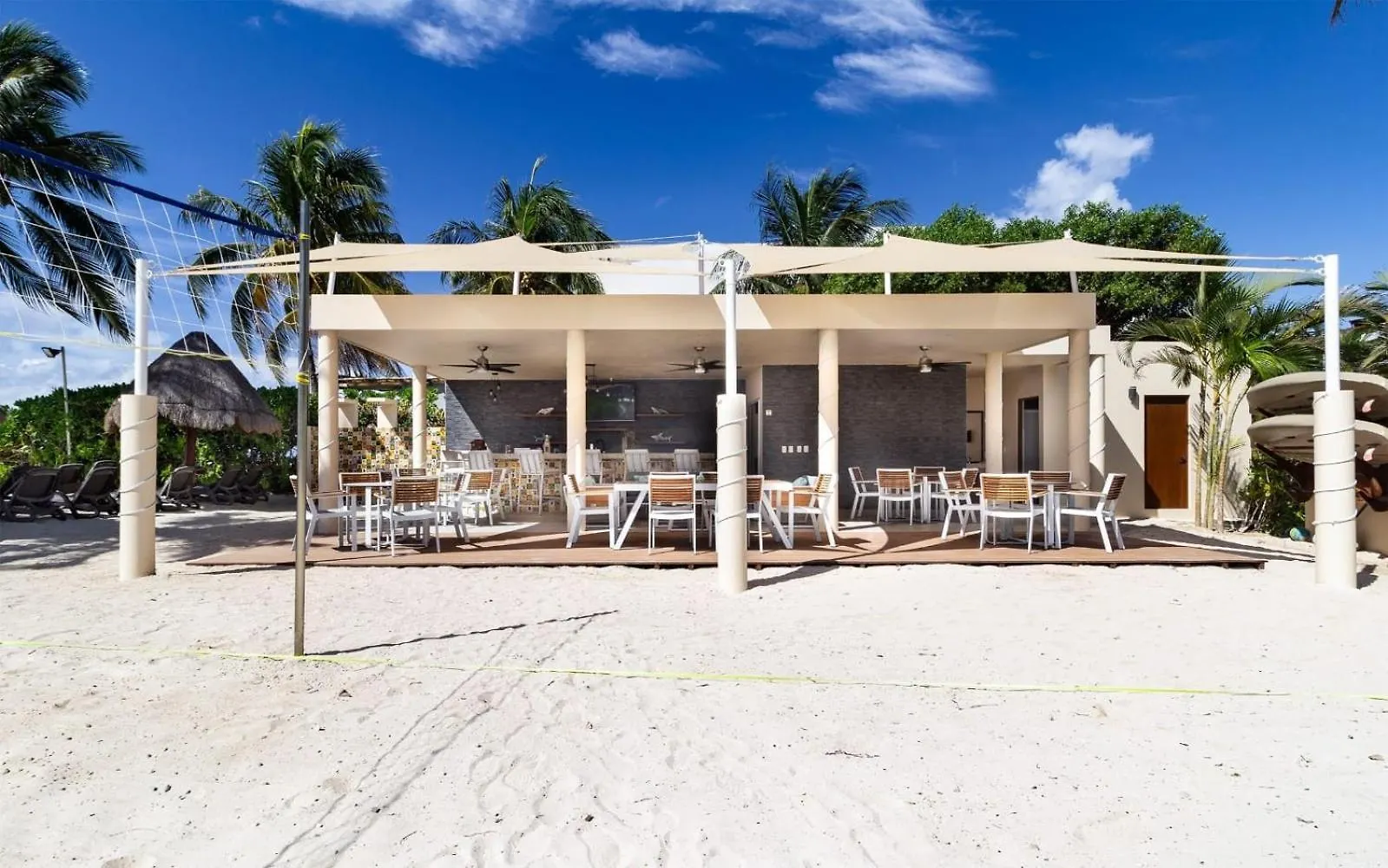 Elements 215 Condo Playa del Carmen