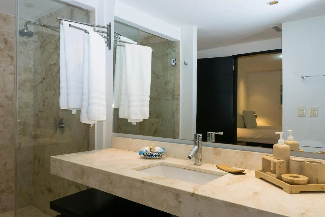 Elements 215 Condo Playa del Carmen Apartment