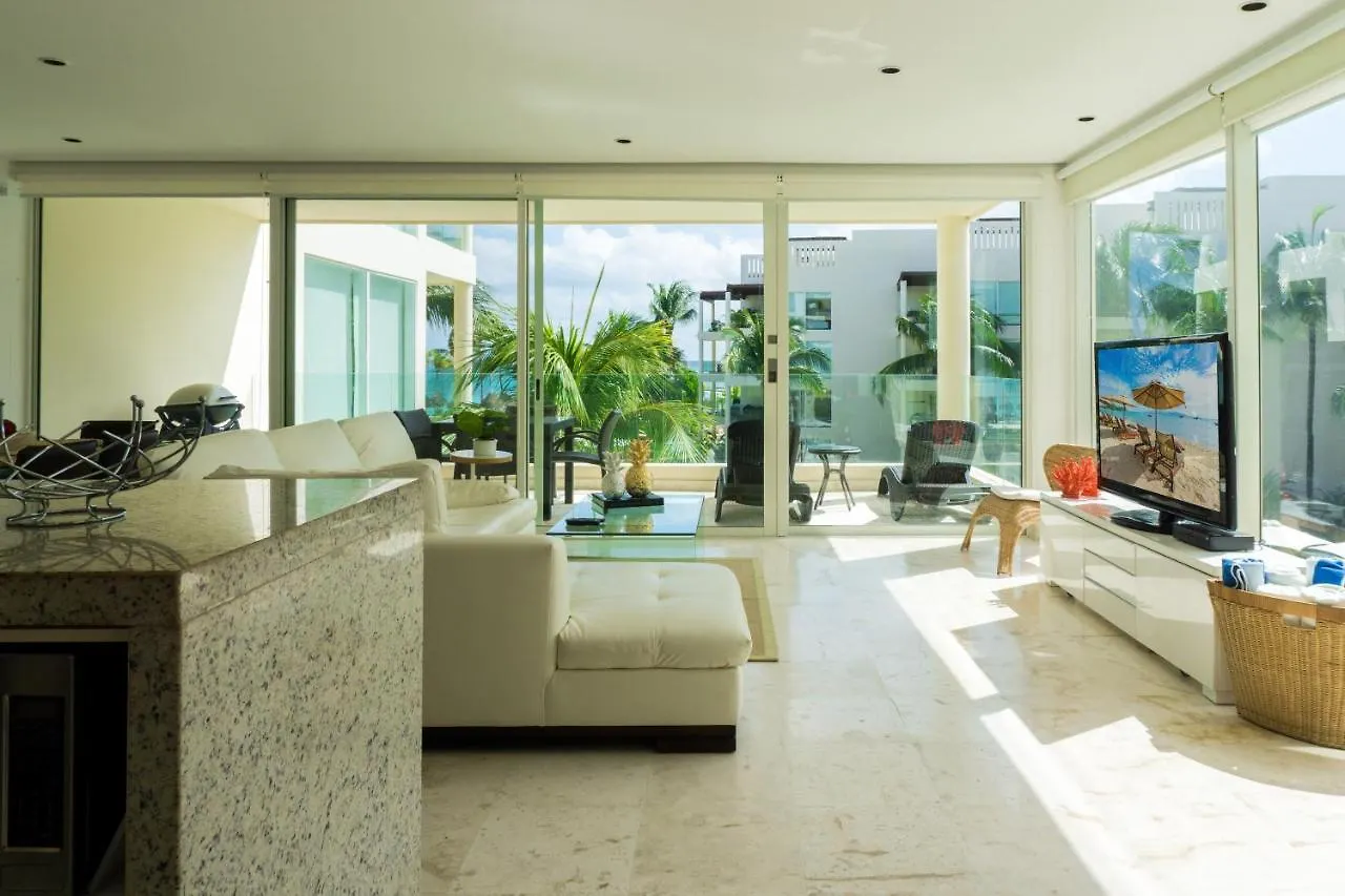Elements 215 Condo Playa del Carmen