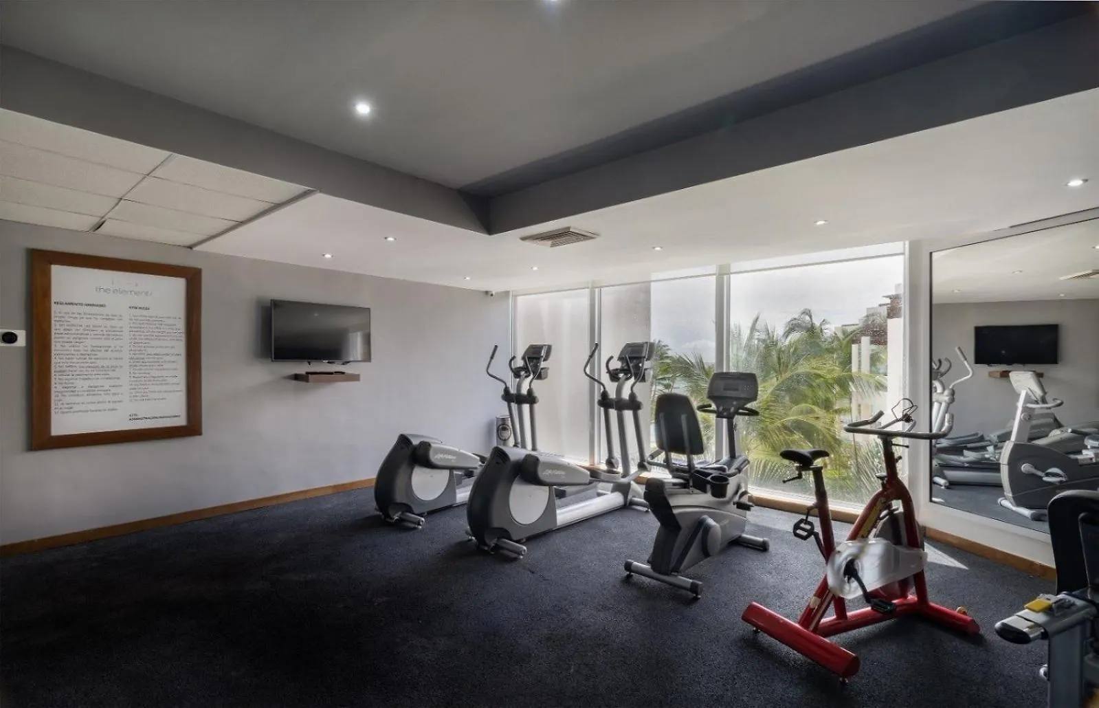 Elements 215 condo Playa del Carmen 0*,
